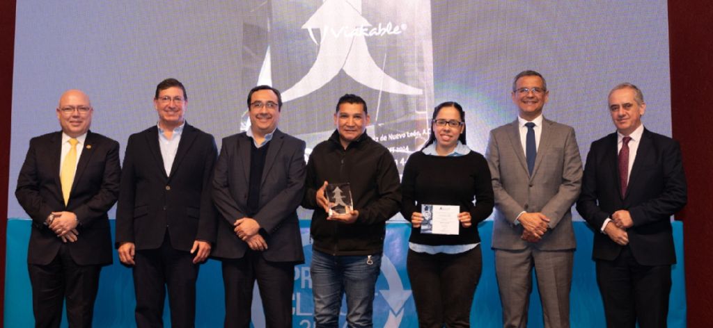 Con excelencia y confianza, brillamos en CLAUT